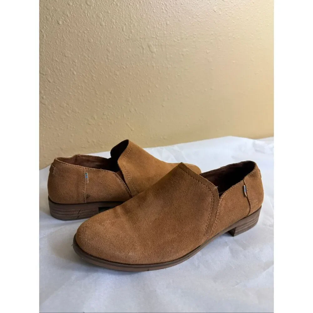TOMS Suede Slip-On Loafers Women’s 7 – Tan Low Heel Flats